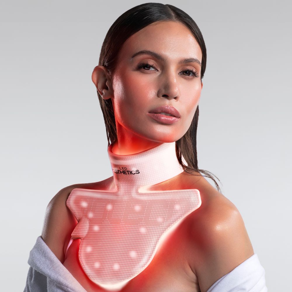 LED ESTHETICS - GLOTECH COLLAR - RED LIGHT NECK & CHEST RENEWAL MASK
