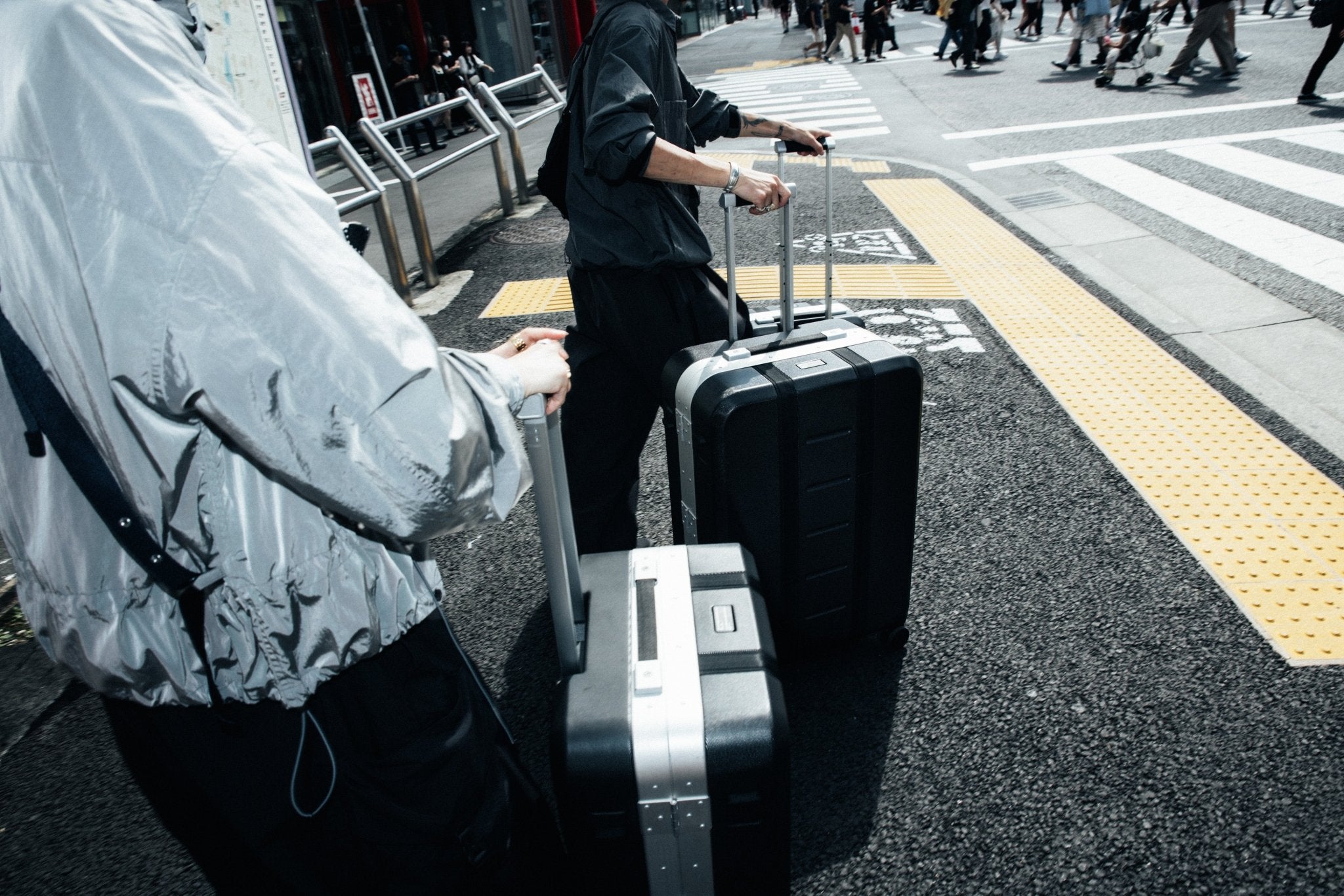 D_B_ - RAMVERK PRO CHECK - IN LUGGAGE LARGE - SILVER