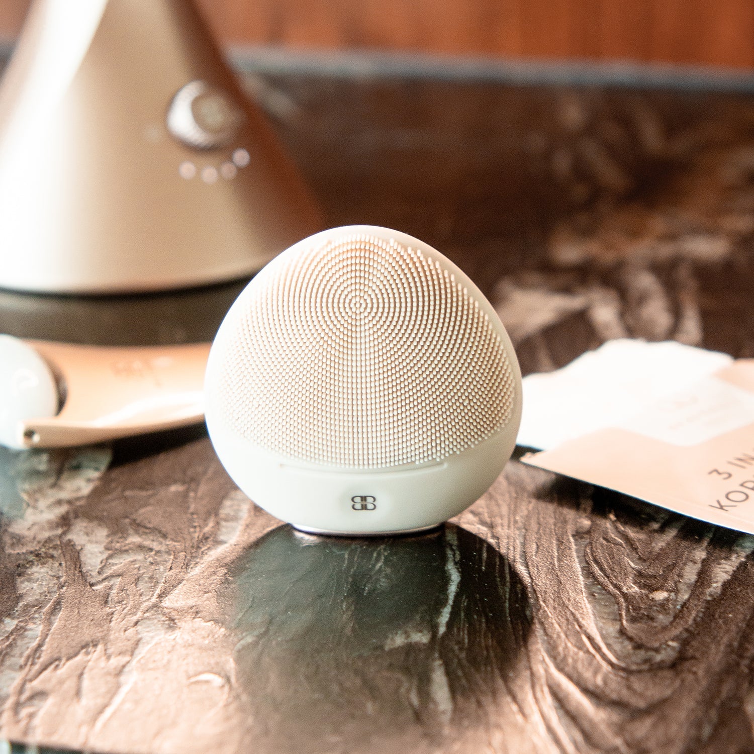 Heatsonic Cleansing Device