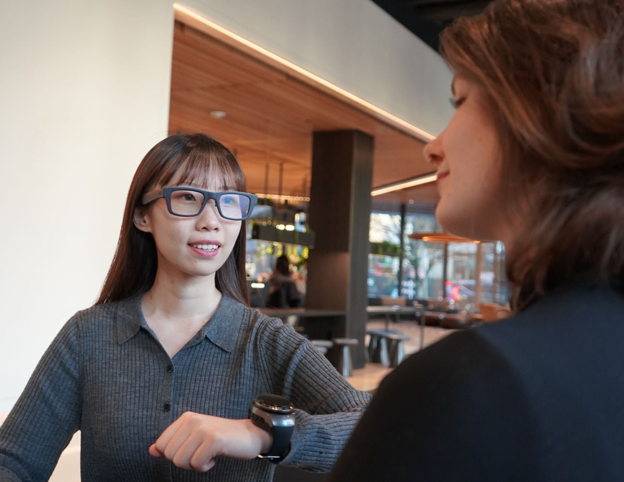 ITOURTRANSLATORITOUR - TRANSLATOR GO2 AR GLASSES WITH AI - POWERED 127 - LANGUAGE TRANSLATION & SPEAKER WATCH