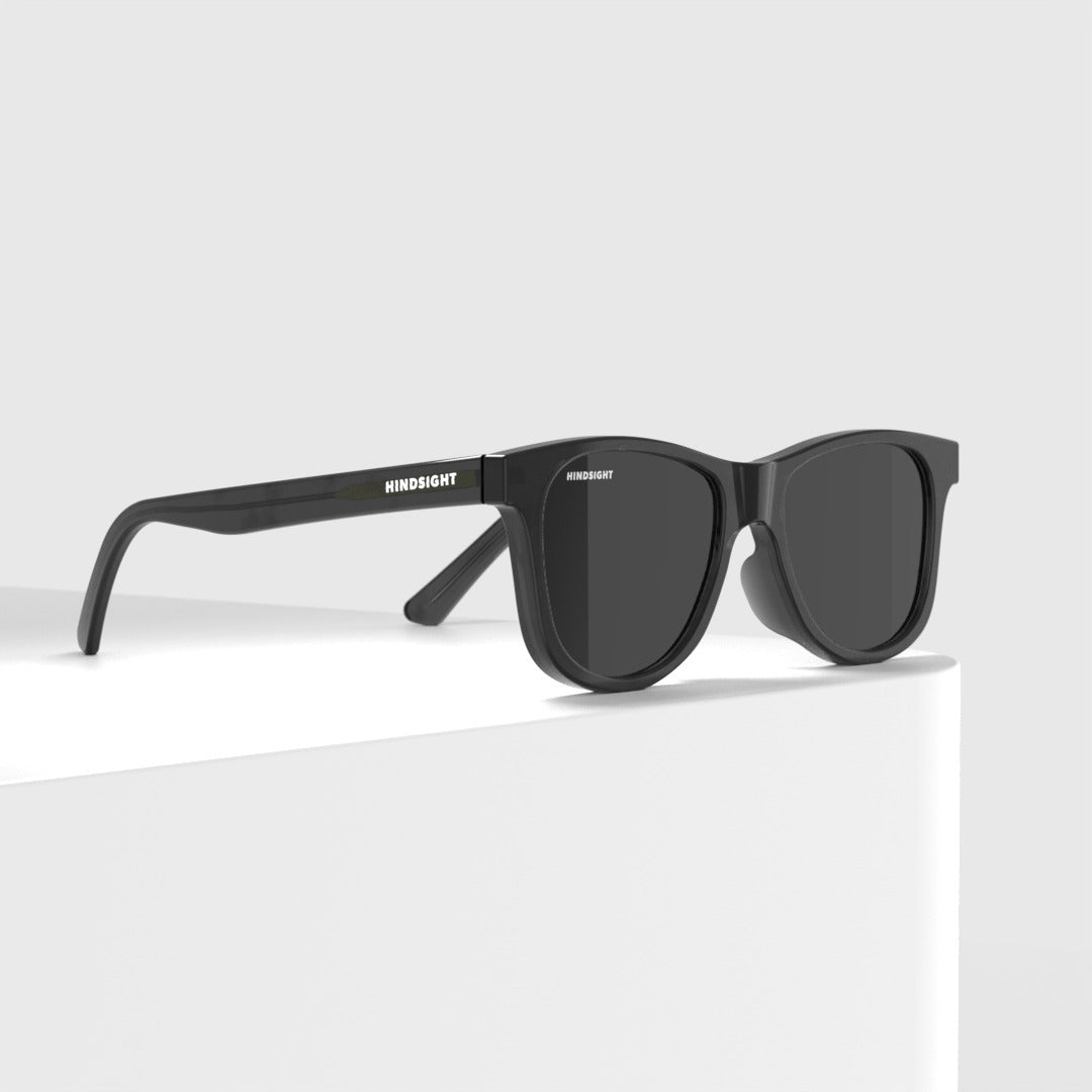 ARTEMIS MODEL BLACK RED
