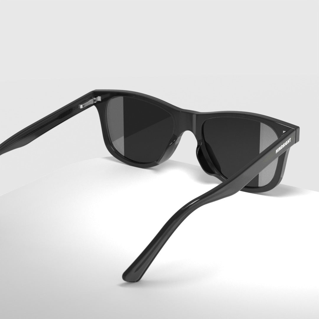 ARTEMIS MODEL BLACK RED