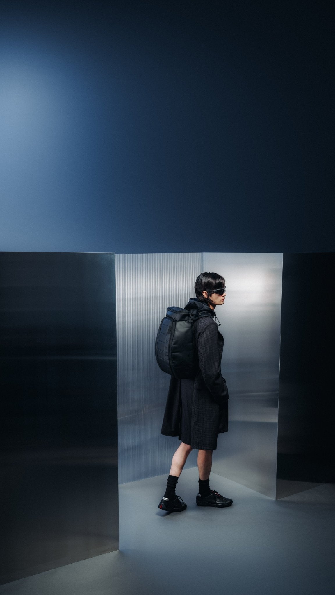 D_B_ - HUGGER BACKPACK 25L - BLACK OUT