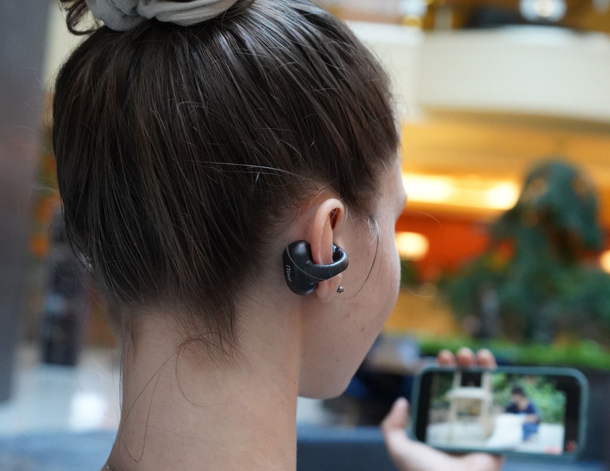 ITOURTRANSLATOR - ITOUR Z50S PRO MAX AI TRANSLATION EARBUDS