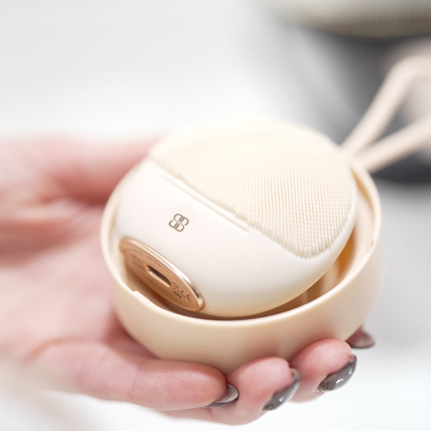 Heatsonic Cleansing Device