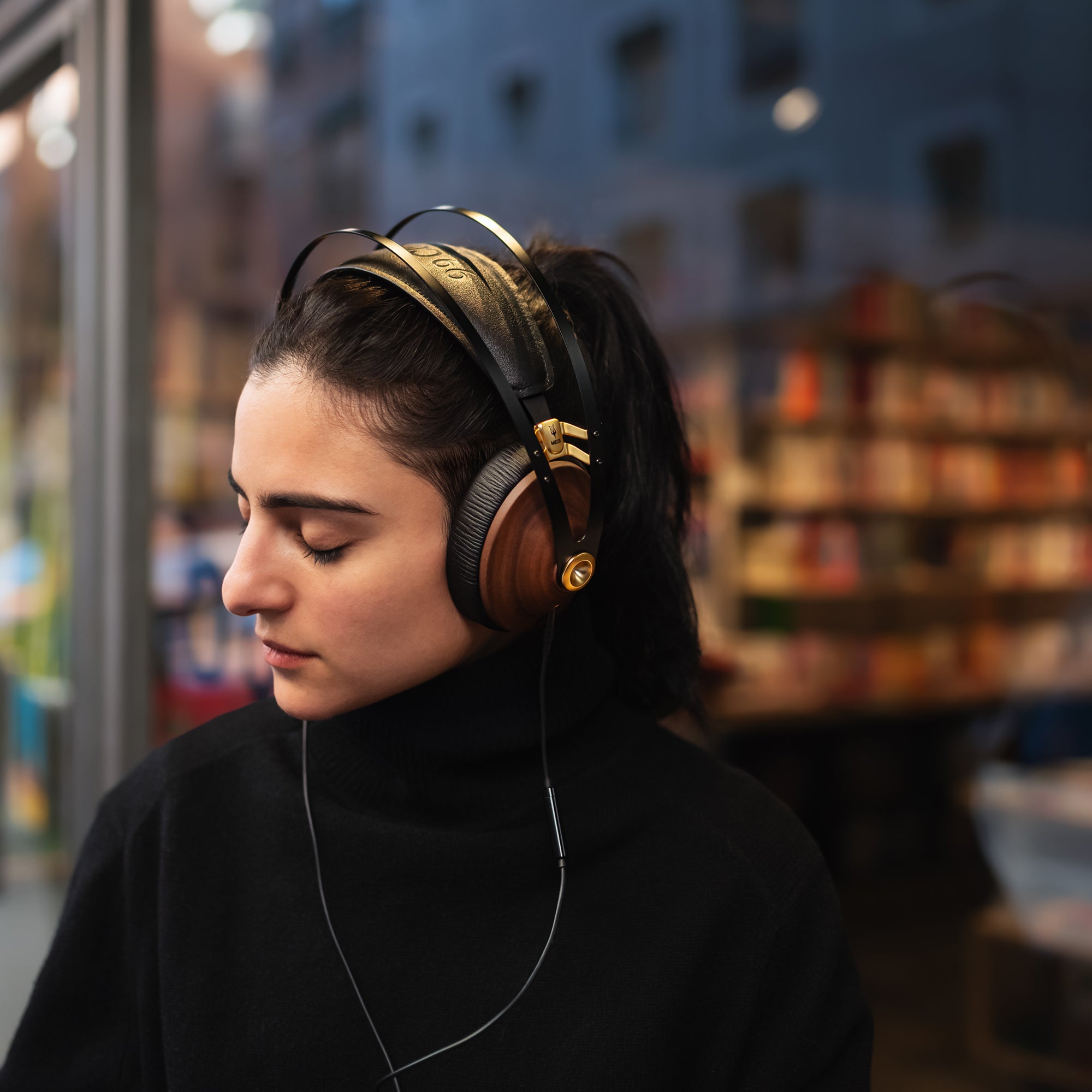 MEZE - 99 CLASSICS - GOLD