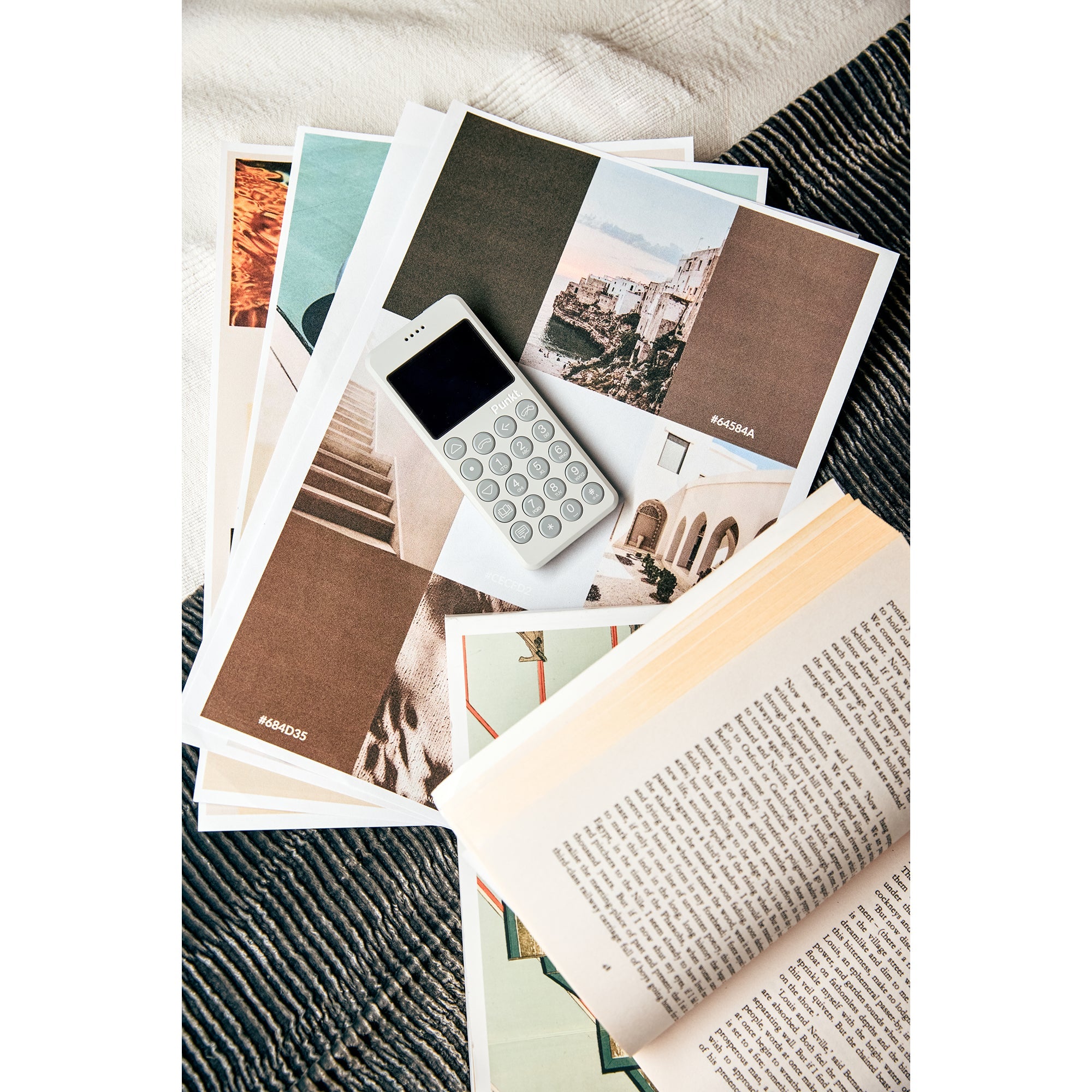 PUNKT. - MP02 / GENERATION 2 MOBILE PHONE INT. VERSION