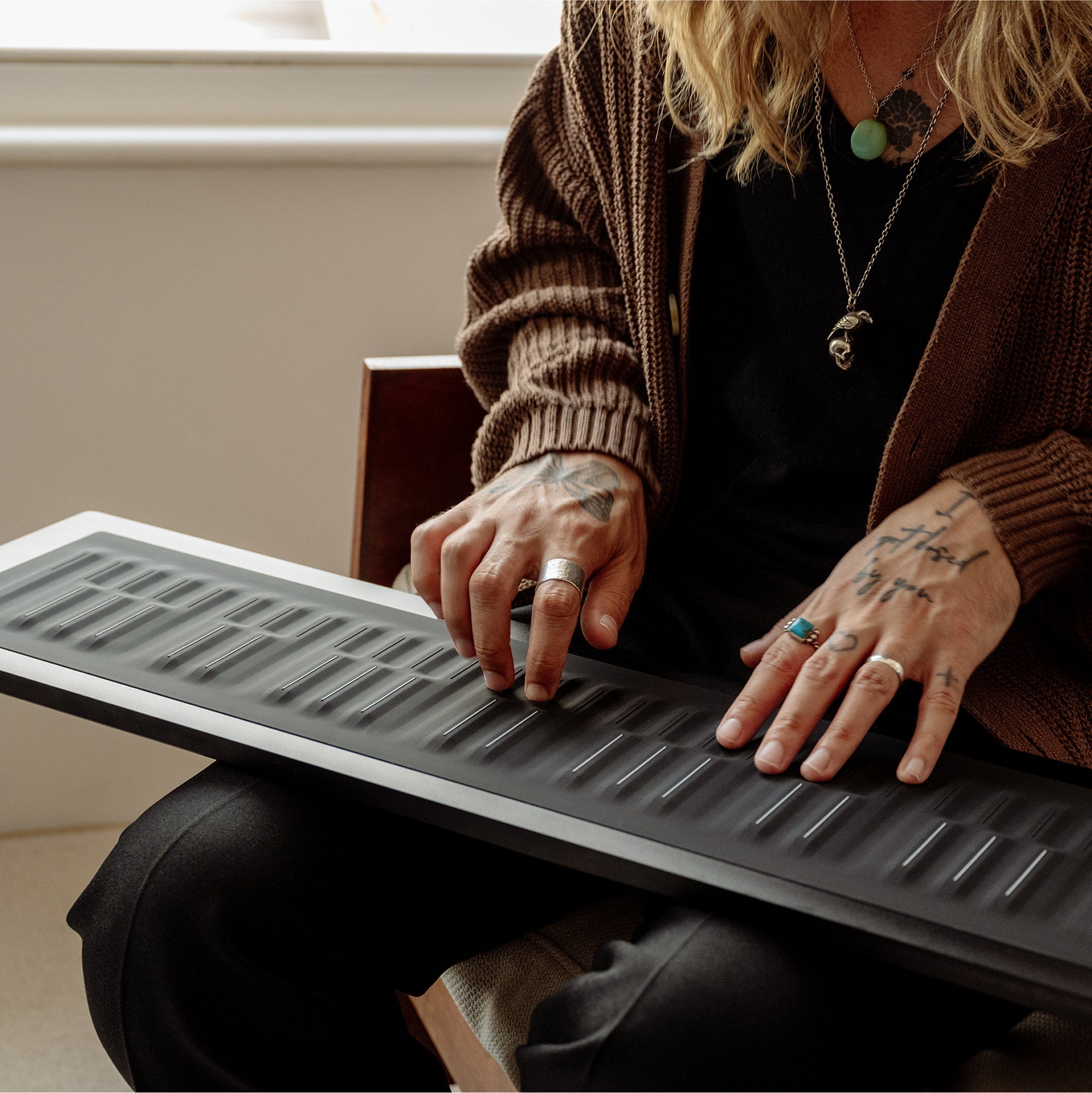 ROLI - SEABOARD 2 IN EBONY BLACK / MIDI KEYBOARD