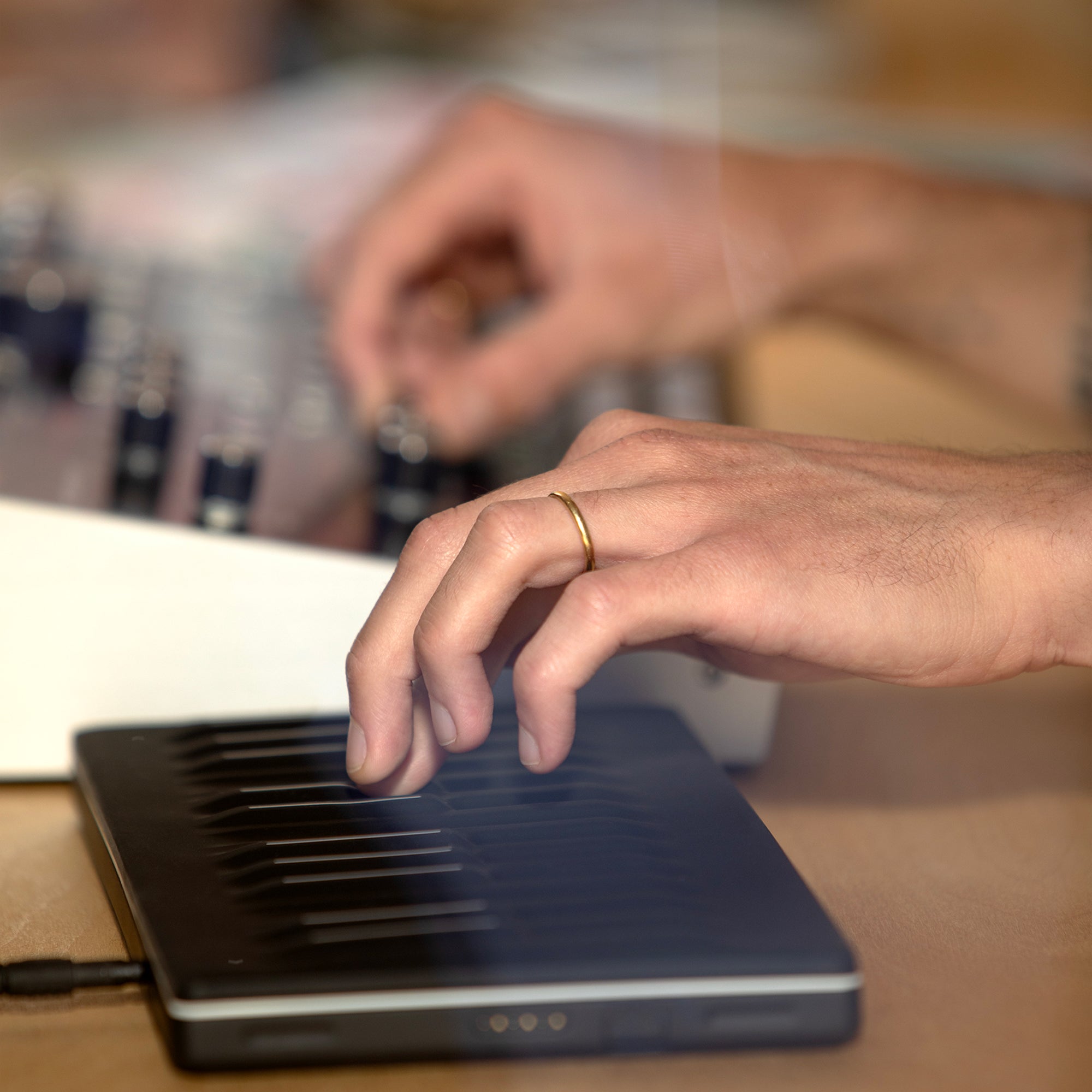 ROLI - SEABOARD M / MIDI KEYBOARD