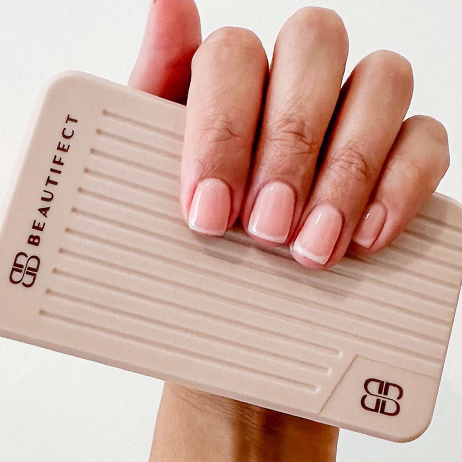 The Manicure Case
