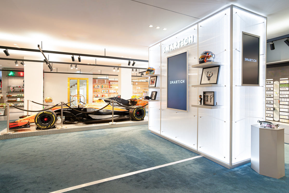 Display cube and McLaren F1 car at KaDeWe, Berlin
