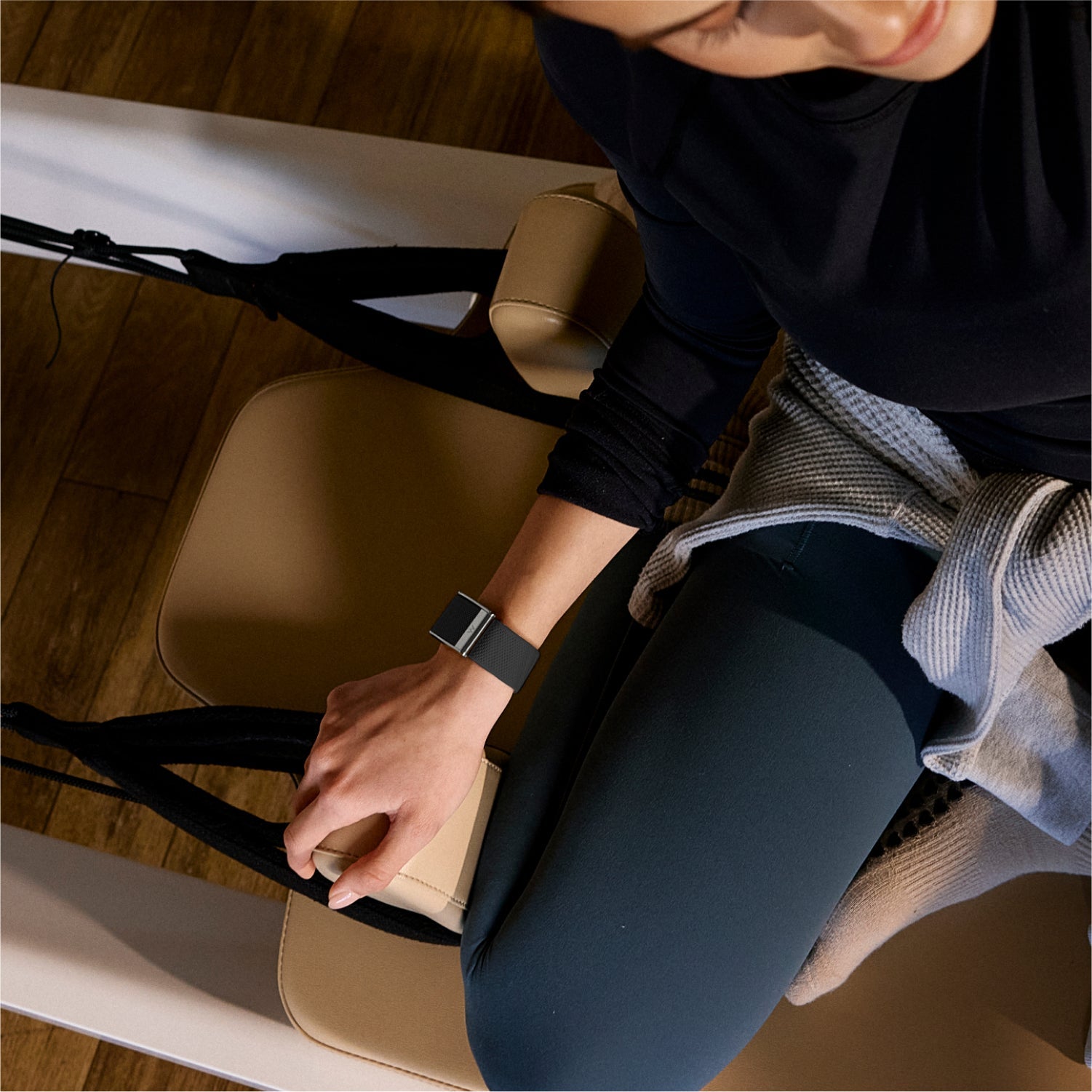 WHOOP - LIFE 12 - MONTH MEMBERSHIP MG DEVICE HEALTH & FITNESS TRACKER - OBSIDIAN/TITANIUM