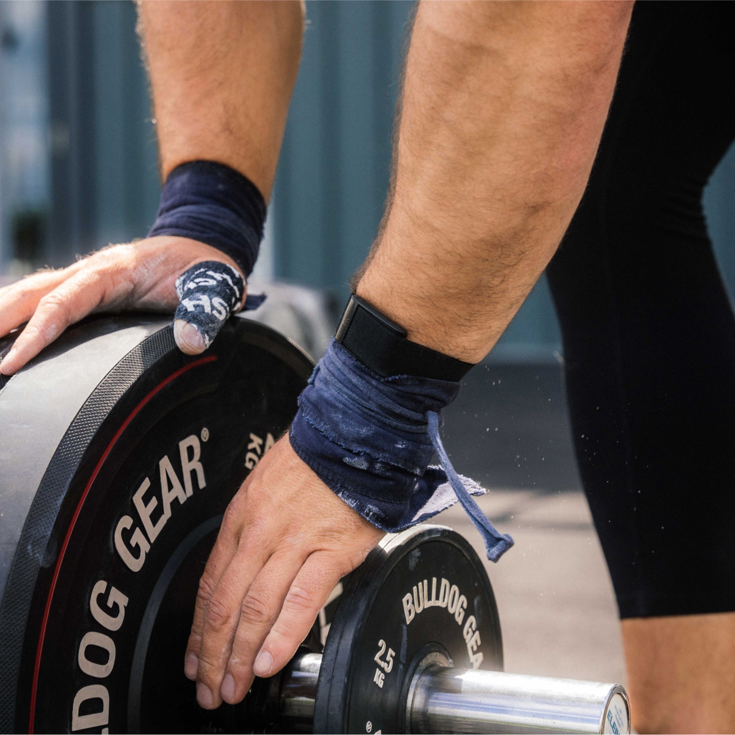 WHOOP - ONE 12 - MONTH MEMBERSHIP 5.0 HEALTH AND FITNESS WEARABLE - JET BLACK